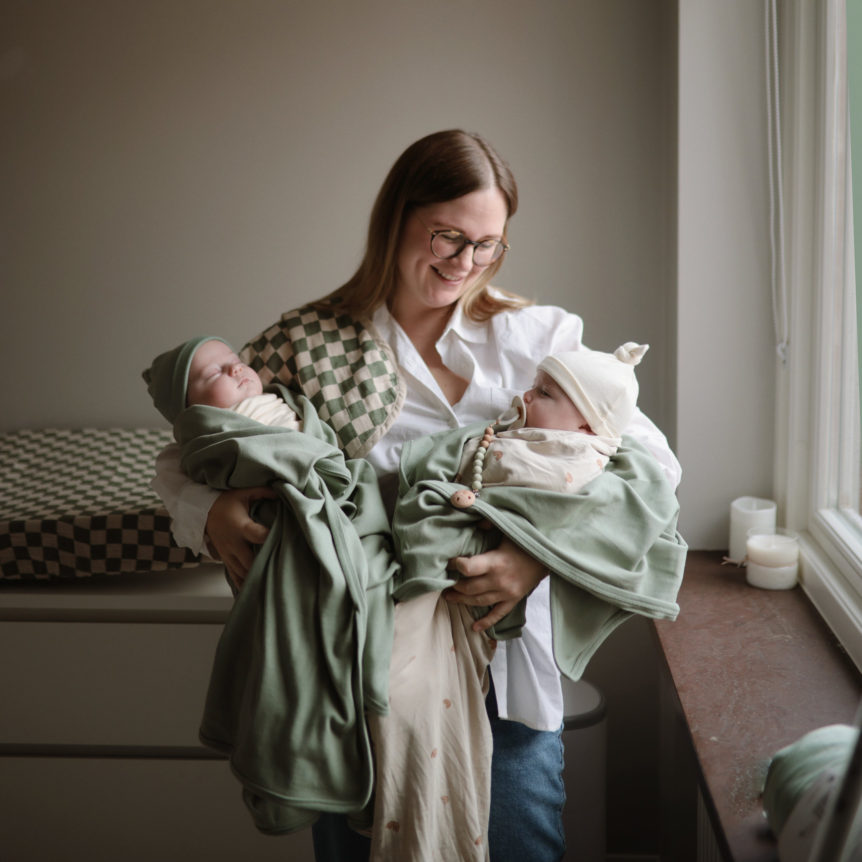 Silicone Pacifier Clip | Eva - Tenth &amp; Pine - Pacifier Clip - Black